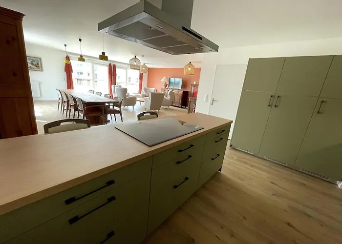 Daire Dans Avec Salon Et Cuisine Partages - 403